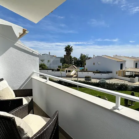 Nyaraló Jardim Da Oura 2 By Check-in Portugal *